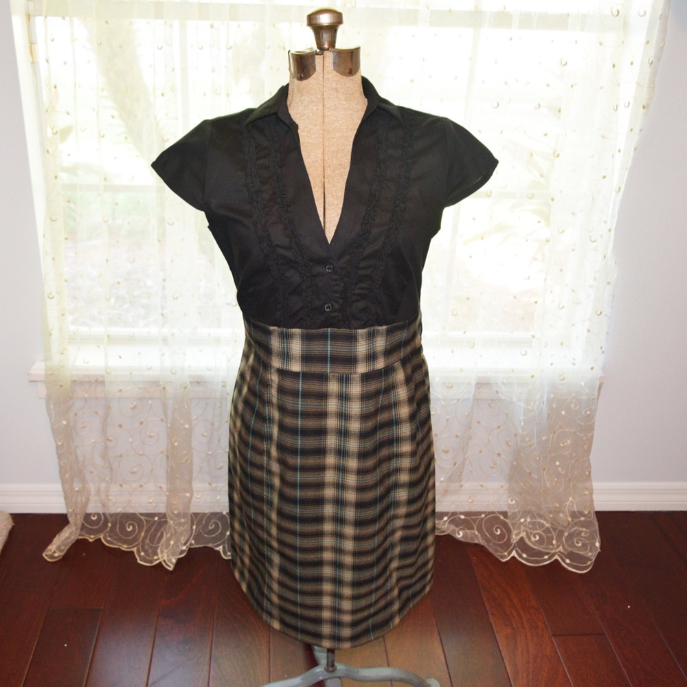 Dress Sam & Max size 9